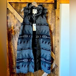 Pueblo Canyon Vest by Dylan